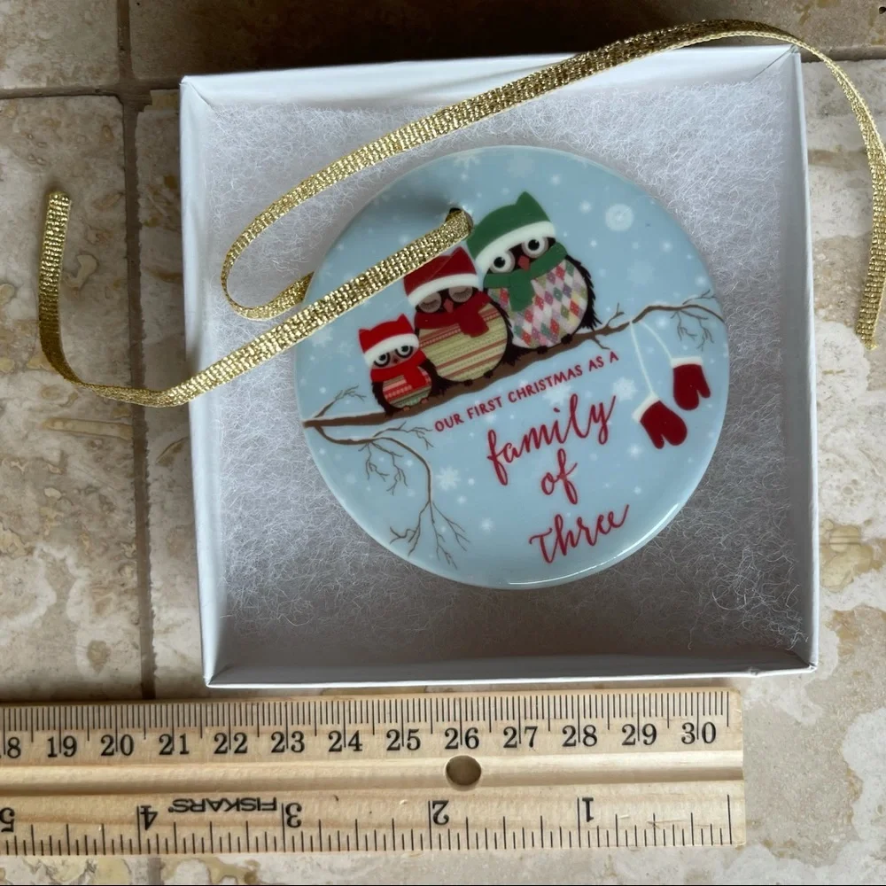 NWOT “Family of 3” Christmas Ornament